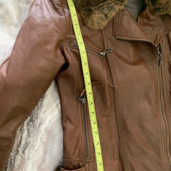 Marc New York rabbit fur collar bomber jacket, size medium - Picture 8 of 10